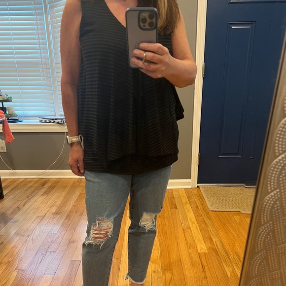 Black striped, size med tank - Picture 11 of 12